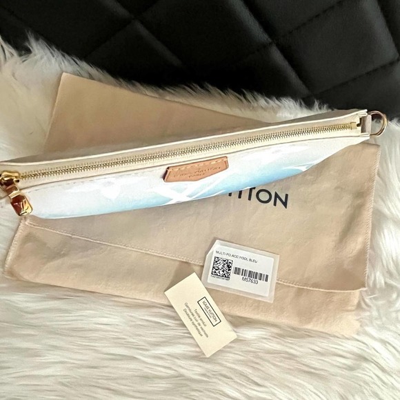 New Louis Vuitton By The Pool Multi Pochette Large Pochette - Picture 6 of 9